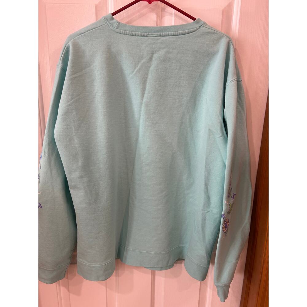 A home for flowers by artist OMOCAT sweatshirt mint garden - Picture 8 of 9